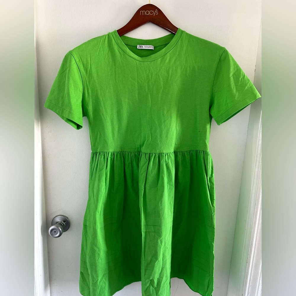 🌻 Zara Mixed Media Green Mini Dress 🌻